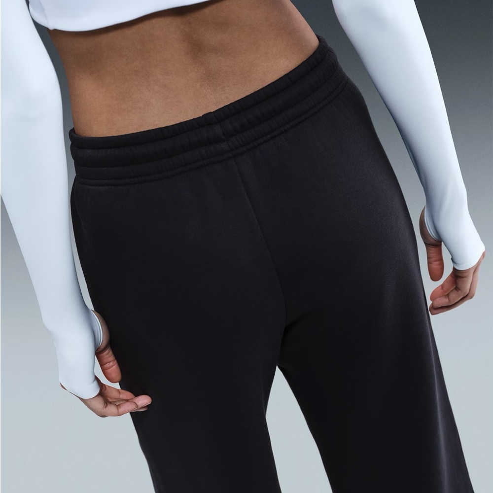 Nike Sportswear Phoenix Fleece Wide Leg Sweatpants - XS Short - NWOT - Picture 3 of 6